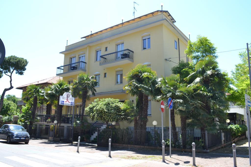 Hotel Parco Fellini Rimini Esterno foto