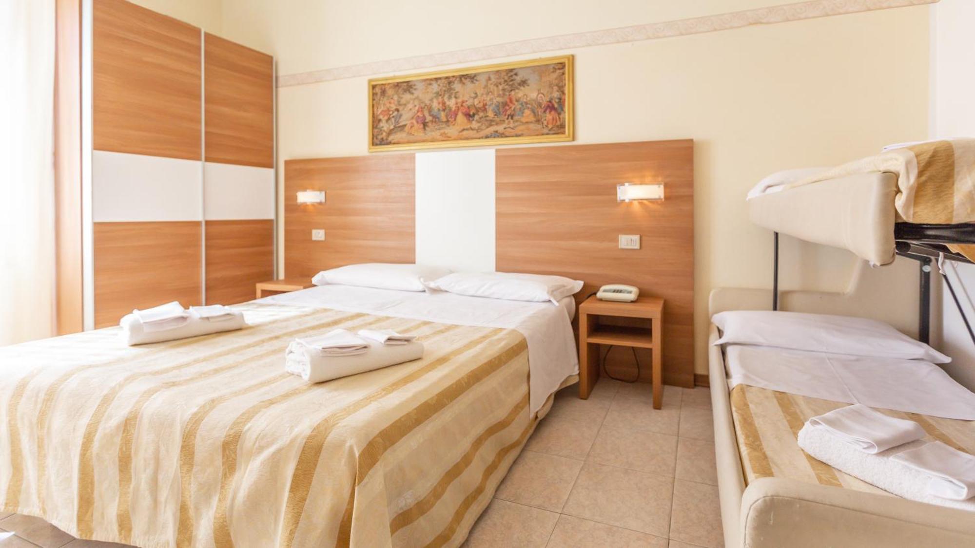 Hotel Parco Fellini Rimini Esterno foto