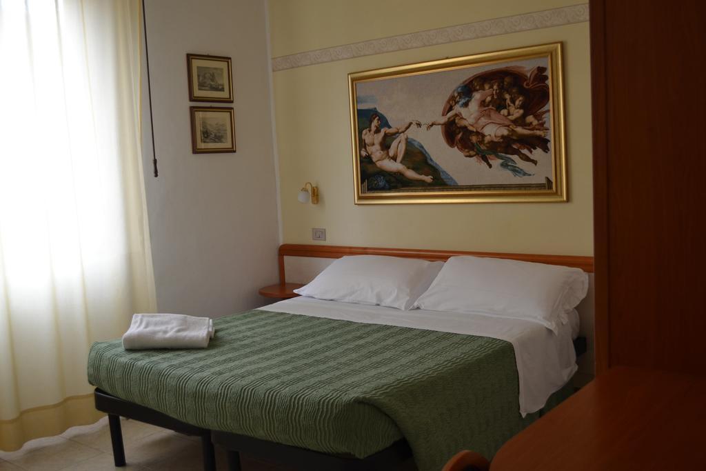 Hotel Parco Fellini Rimini Esterno foto